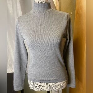 Zenana Outfitters Light Gray Turtleneck Sweater